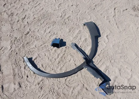 2024 Volvo Xc40 Recharge Pure Electric Twin Ultimate z USA, uszkodzony, nr VIN YV4ER3XMXR2240824